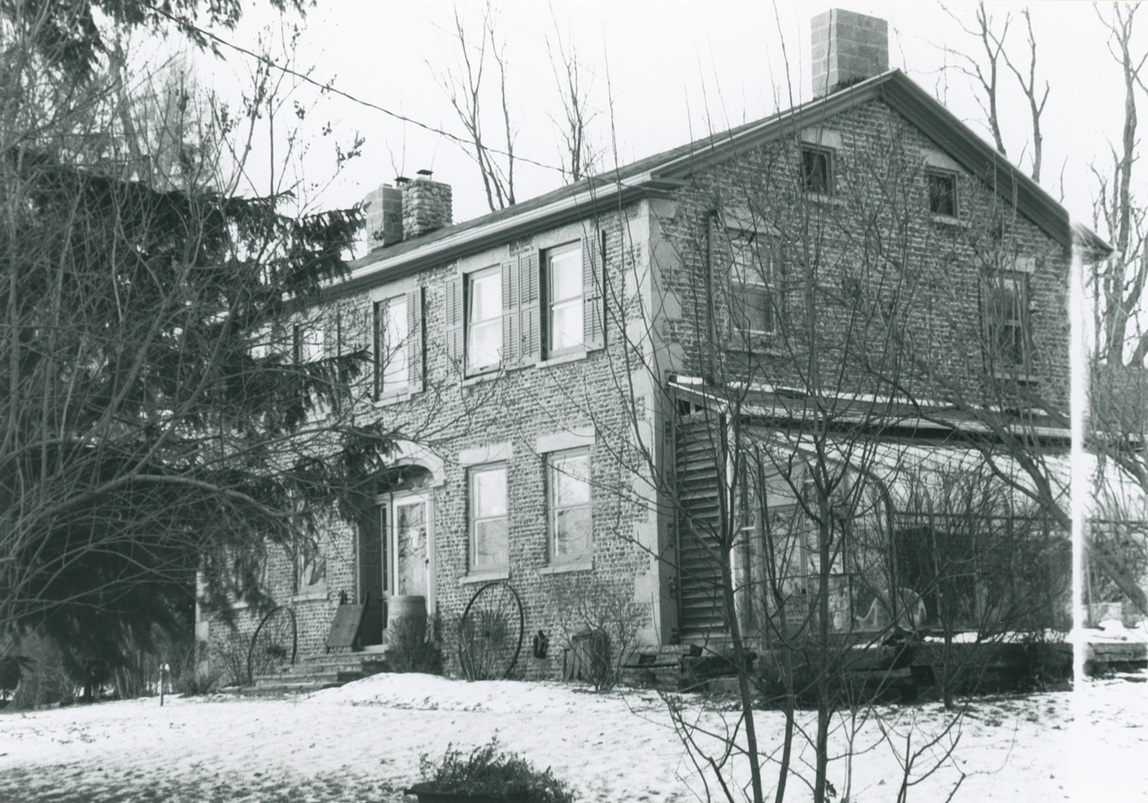 Rus-4 512 Fishell Rd 1